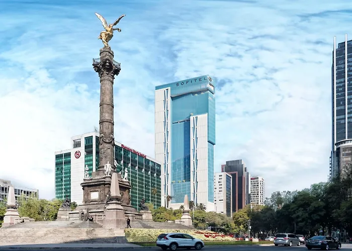 Sofitel Reforma Hotel 5*